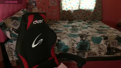 Snapshot of mari_caroley6 chatting on July 8, 8:02 pm Mari online show from July 8, 8:02 pm