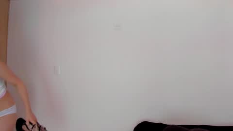 Snapshot of mari_mar69 chatting on January 16, 1:14 pm mari_mar69 online show from January 16, 1:14 pm