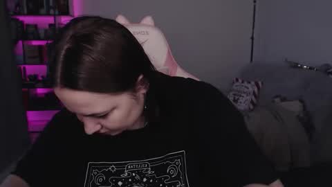 mari moore online show from January 12, 7:35 am