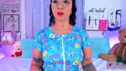 Mari Sweett  online show from January 11, 4:34 pm