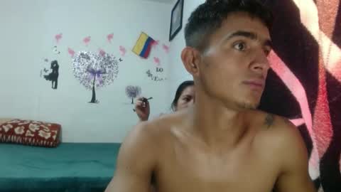 Snapshot of maria_and_angel17 chatting on December 9, 5:08 pm Mara and ngel online show from December 9, 5:08 pm