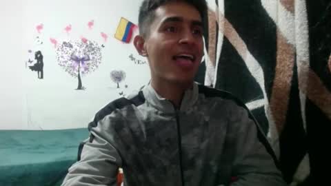 Snapshot of maria_and_angel17 chatting on December 12, 2:15 am Mara and ngel online show from December 12, 2:15 am