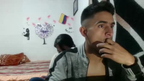 Snapshot of maria_and_angel17 chatting on December 23, 1:51 am Mara and ngel online show from December 23, 1:51 am