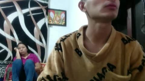 Snapshot of maria_and_angel17 chatting on December 31, 1:15 am Mara and ngel online show from December 31, 1:15 am