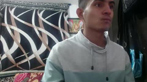 Snapshot of maria_and_angel17 chatting on January 5, 2:06 am Mara and ngel online show from January 5, 2:06 am