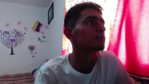 Snapshot of maria_and_angel17 chatting on January 19, 6:32 pm Mara and ngel online show from January 19, 6:32 pm