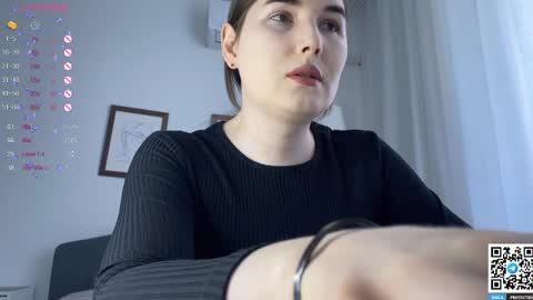 Snapshot of maria_bowie chatting on February 20, 7:55 am Maria online show from February 20, 7:55 am