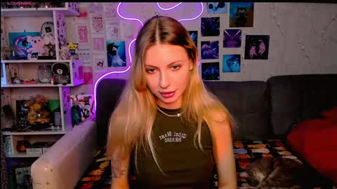 Maria online show from December 12, 5:42 am