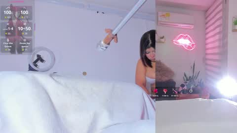 Snapshot of maria_jones__ chatting on June 1, 2:46 am maria_jones__ online show from June 1, 2:46 am