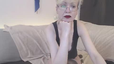 Mari online show from June 18, 3:16 pm