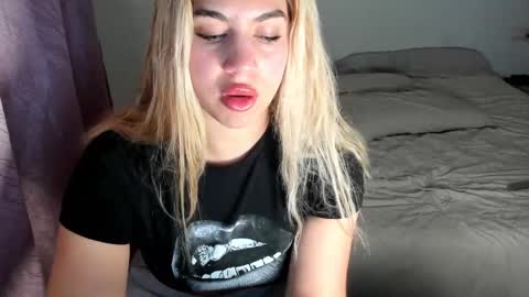Itslablonde online show from November 13, 10:52 pm