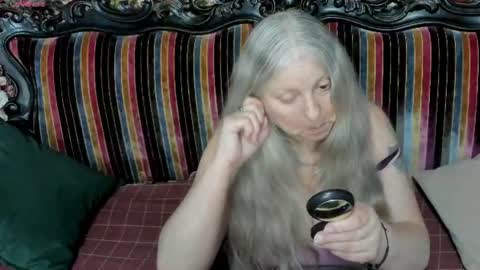 Snapshot of mariabelladonna chatting on July 5, 10:28 pm Maria online show from July 5, 10:28 pm