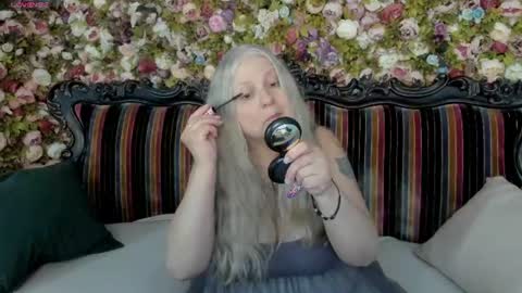 Snapshot of mariabelladonna chatting on July 12, 10:01 pm Maria online show from July 12, 10:01 pm
