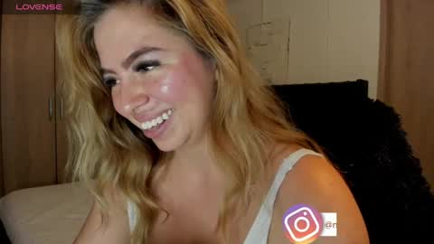 Snapshot of mariadanielasanchez chatting on May 27, 1:57 am mariadanielasanchez online show from May 27, 1:57 am