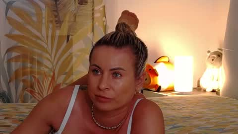 NEW ACCOUNT MariaMIlan  online show from April 24, 1:13 pm