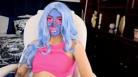 Maria online show from October 31, 7:04 pm