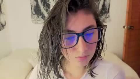 Maria online show from June 18, 9:41 pm