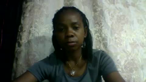 Snapshot of mariah642217 chatting on May 3, 6:52 am mariah642217 online show from May 3, 6:52 am