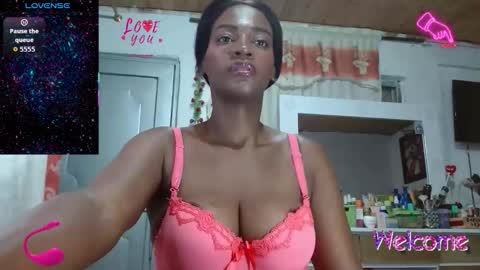 Snapshot of mariah_hellen chatting on May 9, 4:56 pm Alicia online show from May 9, 4:56 pm
