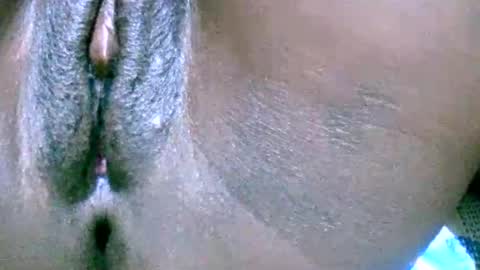 Snapshot of mariah_lovely chatting on June 17, 8:43 pm mariah_lovely online show from June 17, 8:43 pm