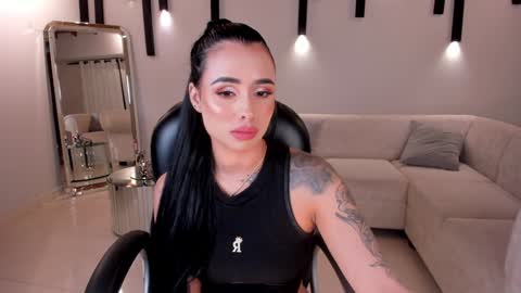 MARIA HERRERA  online show from February 2, 6:48 am