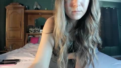 Pinkkitty online show from June 30, 12:00 am