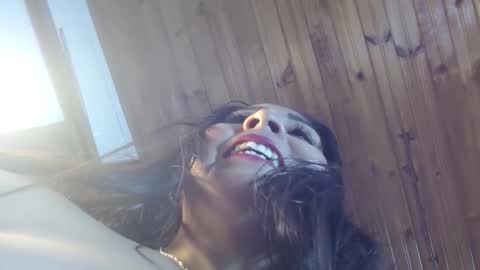 Snapshot of mariajose2015 chatting on September 25, 10:52 am Mariajose online show from September 25, 10:52 am