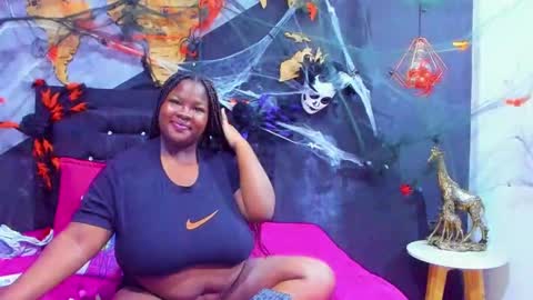  MARIAM online show from November 16, 11:38 am