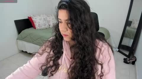   Mariam Castiblanco online show from April 22, 8:43 pm