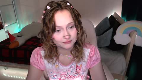 Snapshot of mariamilkis chatting on December 8, 11:19 pm Maria online show from December 8, 11:19 pm