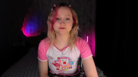 Snapshot of mariamilkis chatting on February 17, 11:53 pm Maria online show from February 17, 11:53 pm