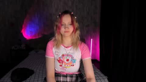 Snapshot of mariamilkis chatting on February 18, 2:59 am Maria online show from February 18, 2:59 am