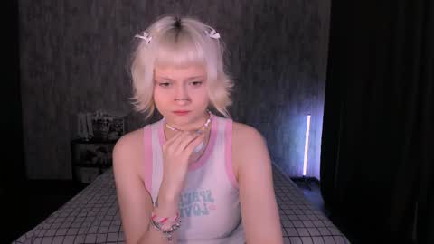 Snapshot of mariamilkis chatting on October 1, 2:39 am Maria online show from October 1, 2:39 am