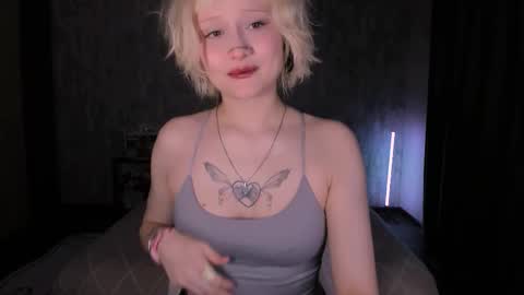 Snapshot of mariamilkis chatting on October 8, 11:35 pm Maria online show from October 8, 11:35 pm