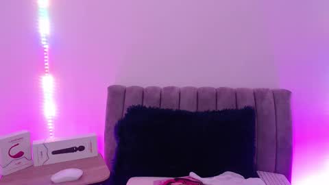 Marian online show from November 30, 3:32 am