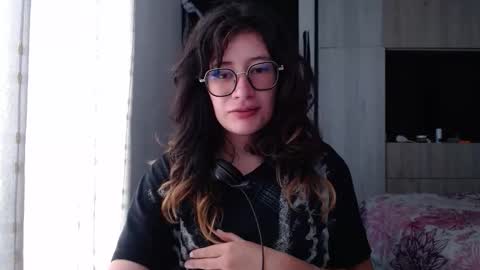 Mariana online show from October 2, 1:40 pm