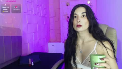 Mariana online show from April 16, 4:19 pm