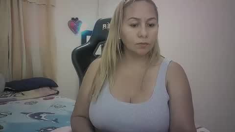 Snapshot of mariana995649 chatting on July 14, 2:56 pm mariana995649 online show from July 14, 2:56 pm