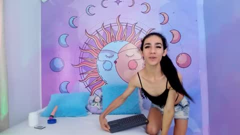 Snapshot of mariana_16_ chatting on December 1, 4:12 pm mariana_16_ online show from December 1, 4:12 pm