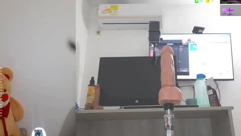 Mariana online show from February 20, 6:39 am