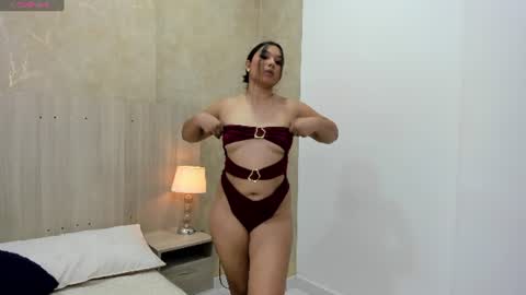 Snapshot of mariana_allen chatting on June 11, 7:45 pm Mariana Allen online show from June 11, 7:45 pm