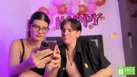 Snapshot of mariana_and_ronny chatting on May 11, 10:51 pm Mariana and Ronny online show from May 11, 10:51 pm