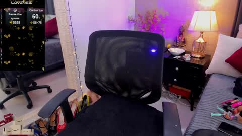 Snapshot of mariana_c chatting on January 27, 3:28 pm Mar y online show from January 27, 3:28 pm