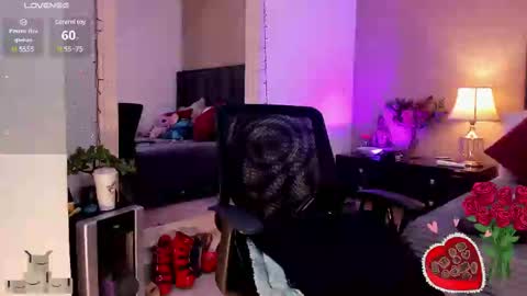 Snapshot of mariana_c chatting on February 19, 2:55 pm Mar y online show from February 19, 2:55 pm