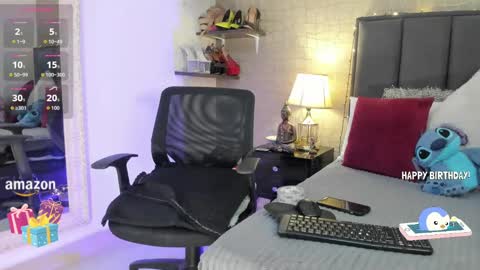 Snapshot of mariana_c chatting on September 10, 3:01 pm Mar y online show from September 10, 3:01 pm