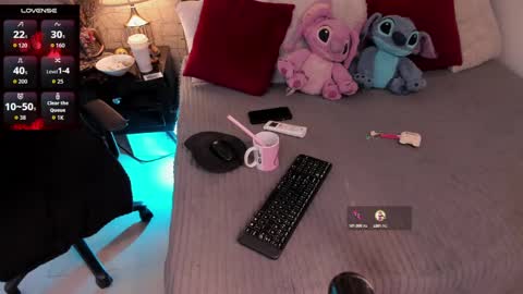 Snapshot of mariana_c chatting on October 3, 3:20 pm Mar y online show from October 3, 3:20 pm