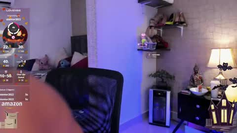 Snapshot of mariana_c chatting on October 16, 3:24 pm Mar y online show from October 16, 3:24 pm