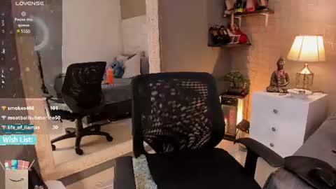 Snapshot of mariana_c chatting on July 28, 4:39 pm Mar y online show from July 28, 4:39 pm