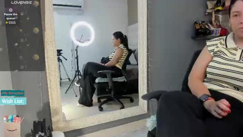 Snapshot of mariana_c chatting on August 3, 3:16 pm Mar y online show from August 3, 3:16 pm