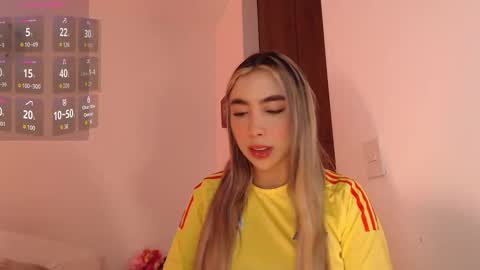 Mariana online show from October 5, 6:06 pm